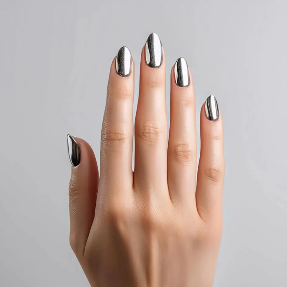 MIRROR CHROME DETAIL (2).webp