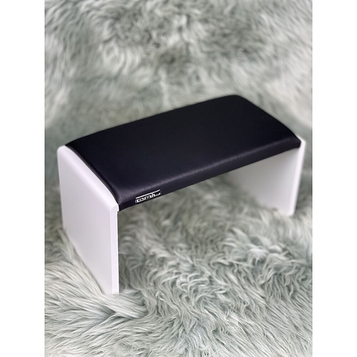 [MB13 (137804)] Armsteun Gray